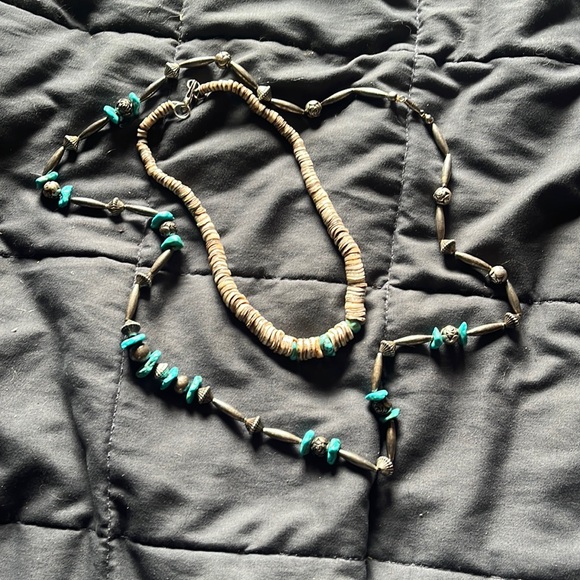 Silver and turquoise necklaces - Picture 1 of 1